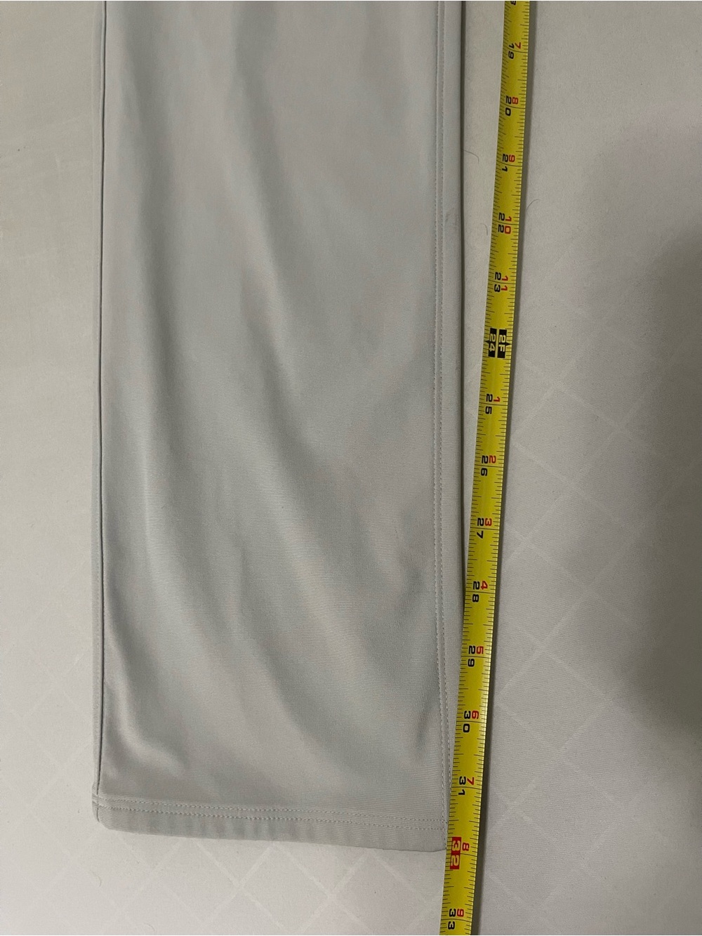 Vuori Meta Pants Mens 36 Light Gray Regular Fit 32"Technical Chino V430 - Picture 9 of 9